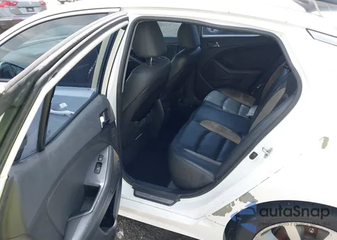 2012 Kia Optima Sx z USA, uszkodzony, nr VIN 5XXGR4A62CG061691